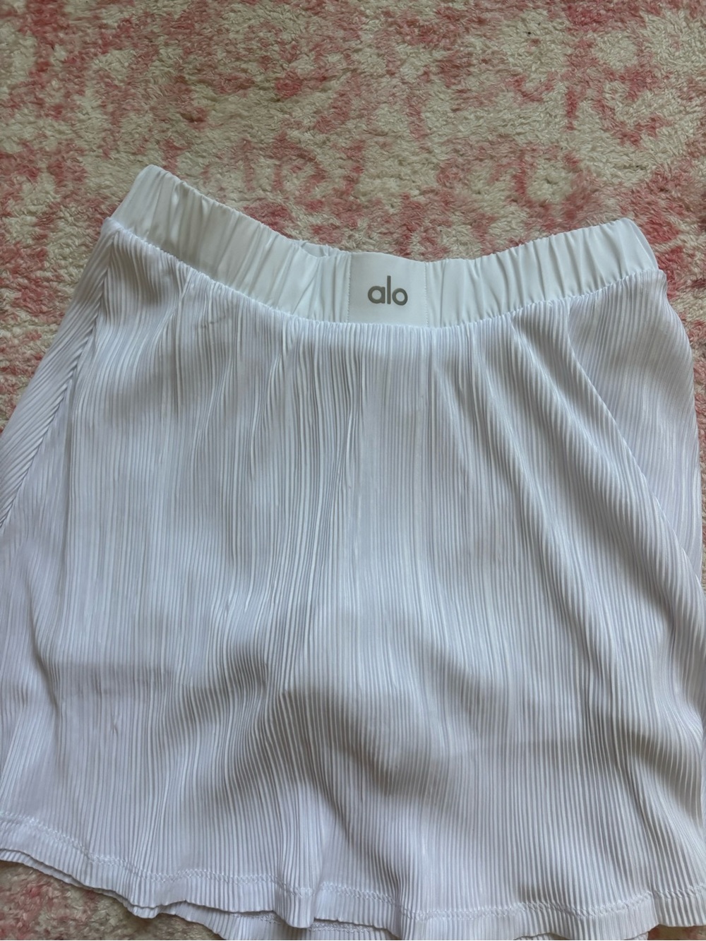 ALO Yoga White Micro Plisse skirt - Picture 3 of 6